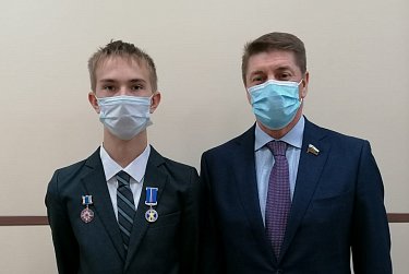 Оренбургский школьник Илья Сокольский награжден медалью